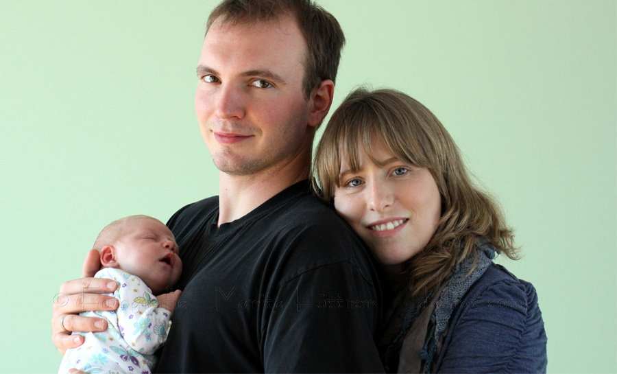 Familie mit neugeborenem Baby - Babyfotografie Heilbronn, Eppingen, Bretten, Sinsheim