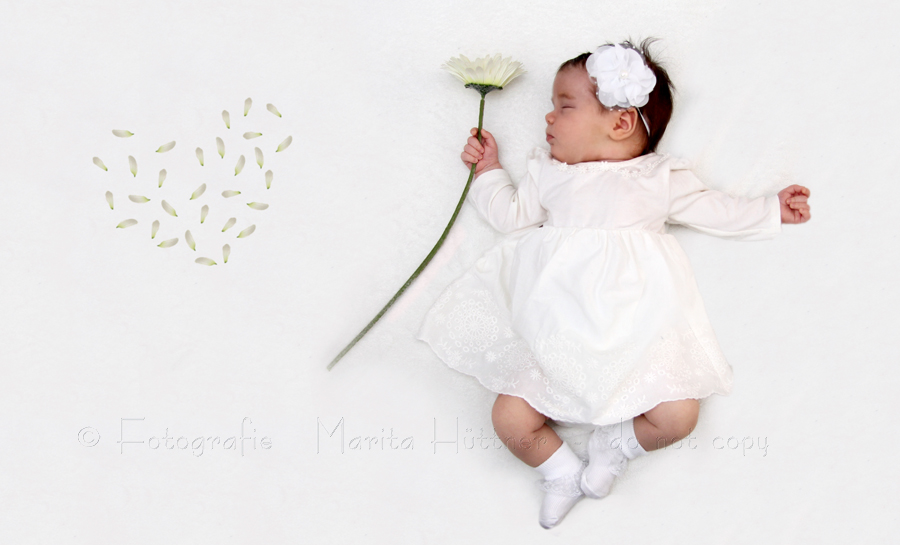 Babyfotografie Heilbronn - Baby kleines Mädchen